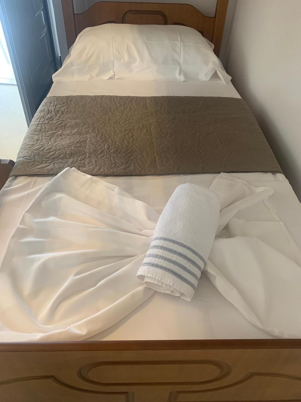 Qeparo View Rooms Luaran gambar